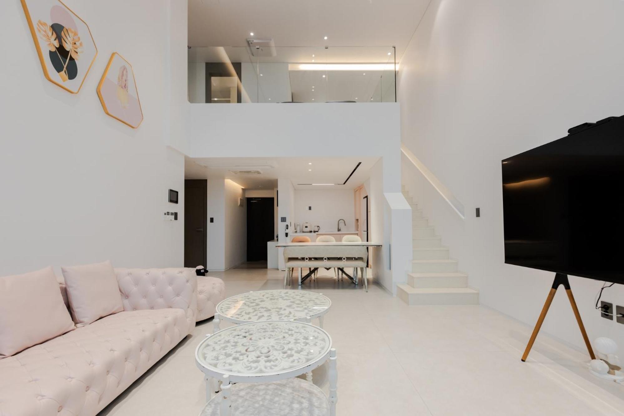 Dolphin Penthouse