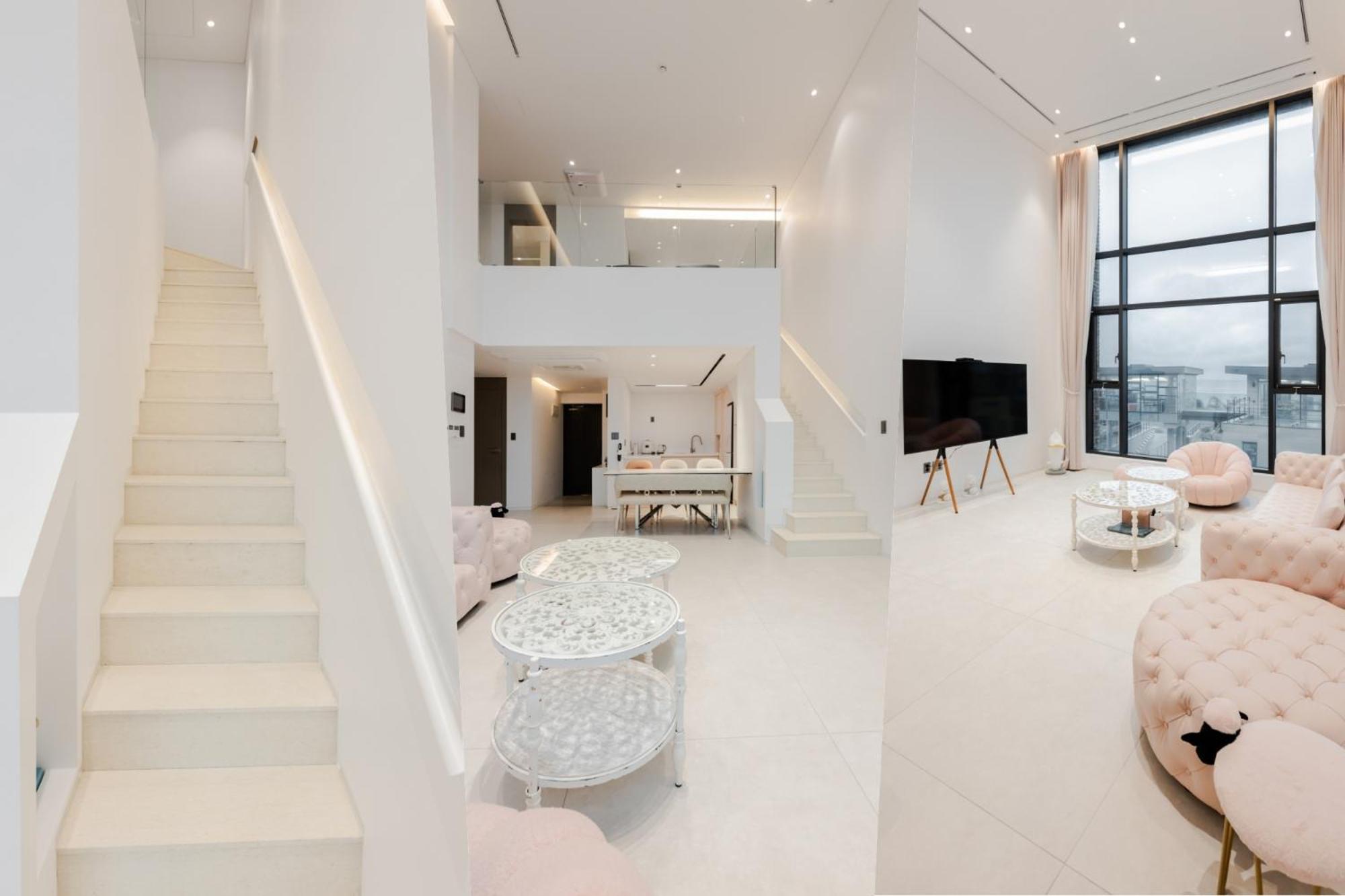 Dolphin Penthouse