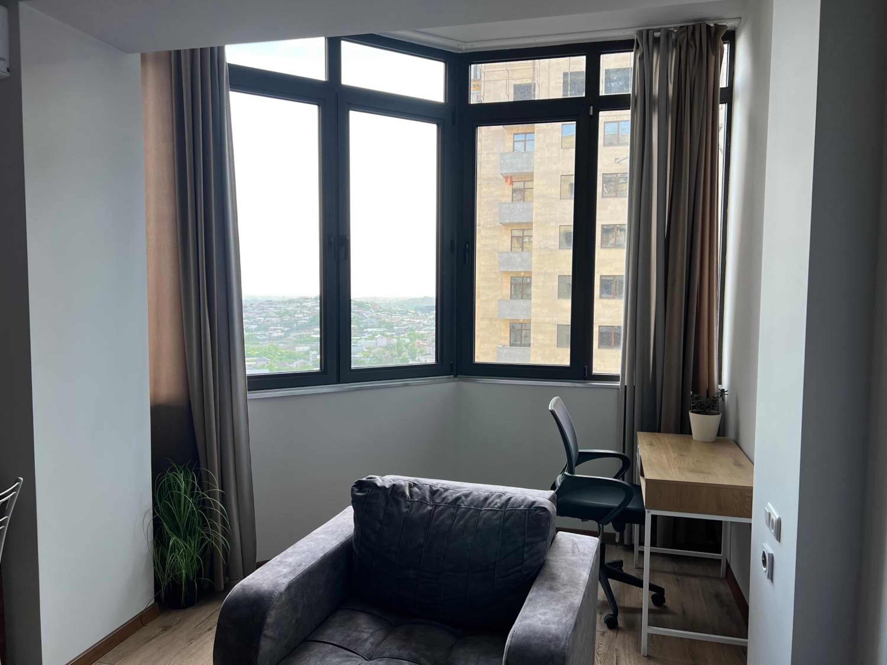 Small Center Suite
