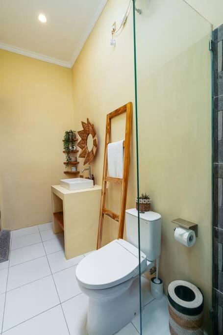 Photo 33