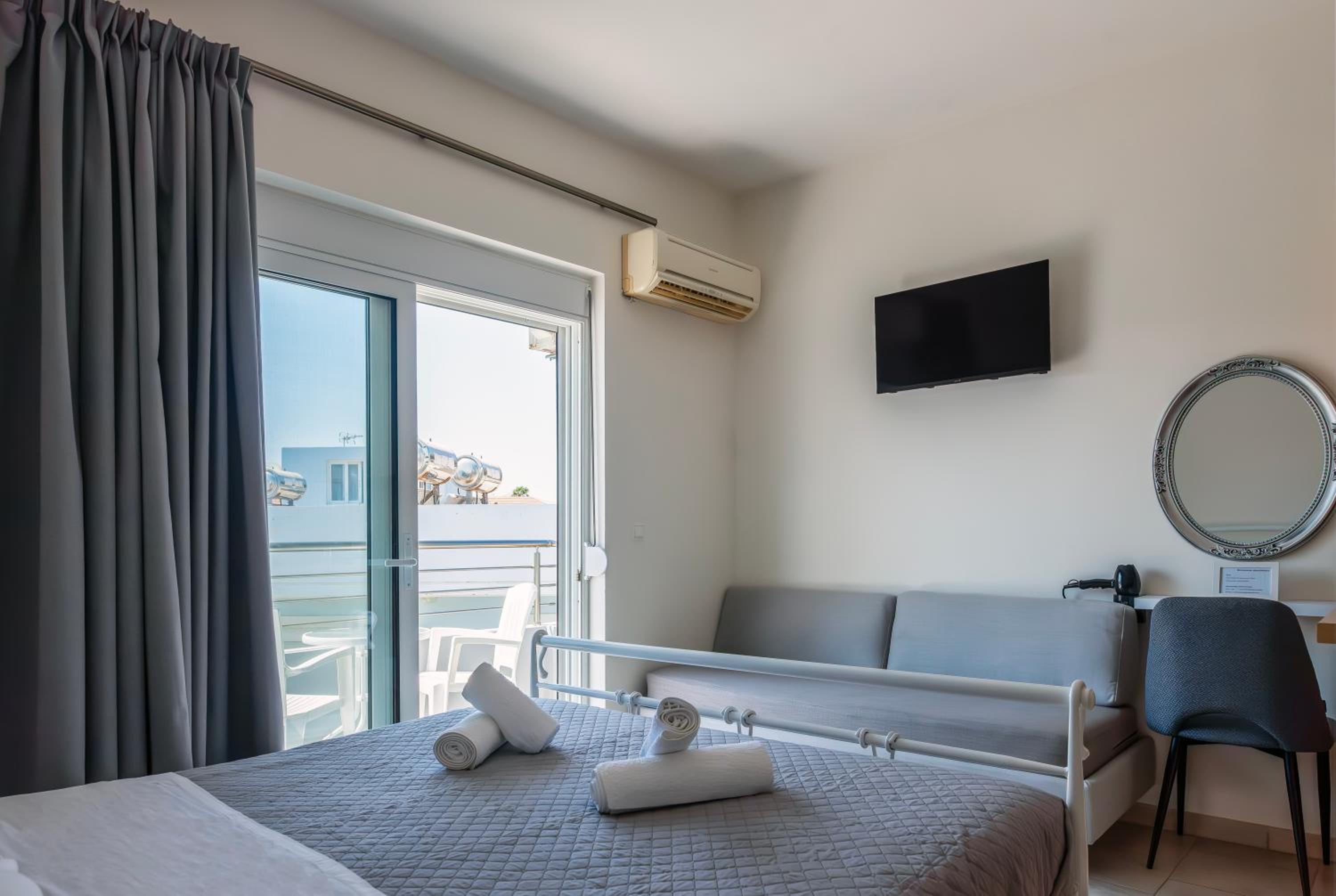 Economisa Apartments