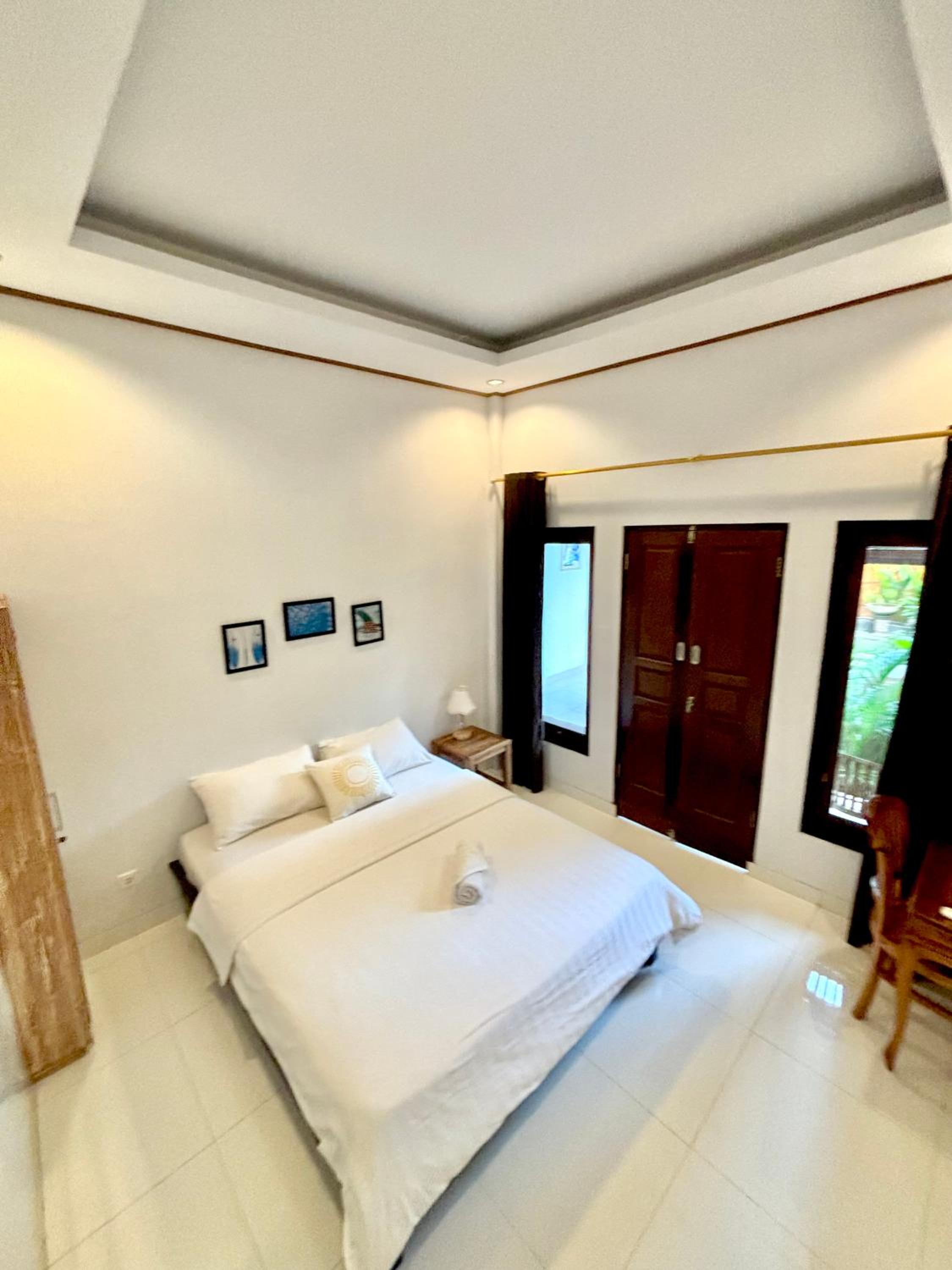 The Lima Home Stay in Canggu view 5