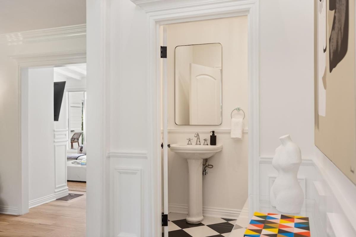 Belmont Beverly Hills by Stay Awhile Villas