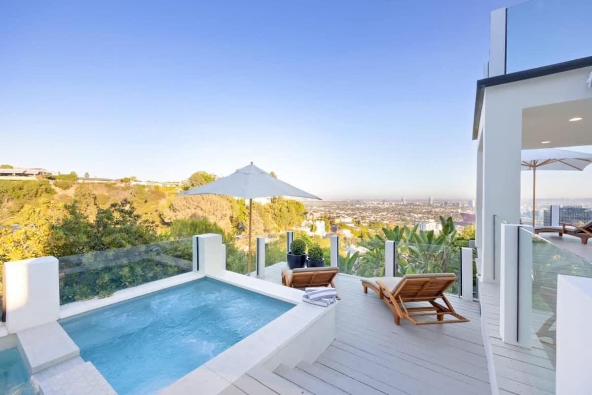 Balmain Manor by Stay Awhile Villas