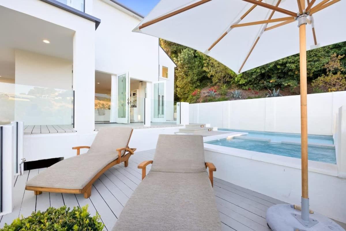 Balmain Manor by Stay Awhile Villas
