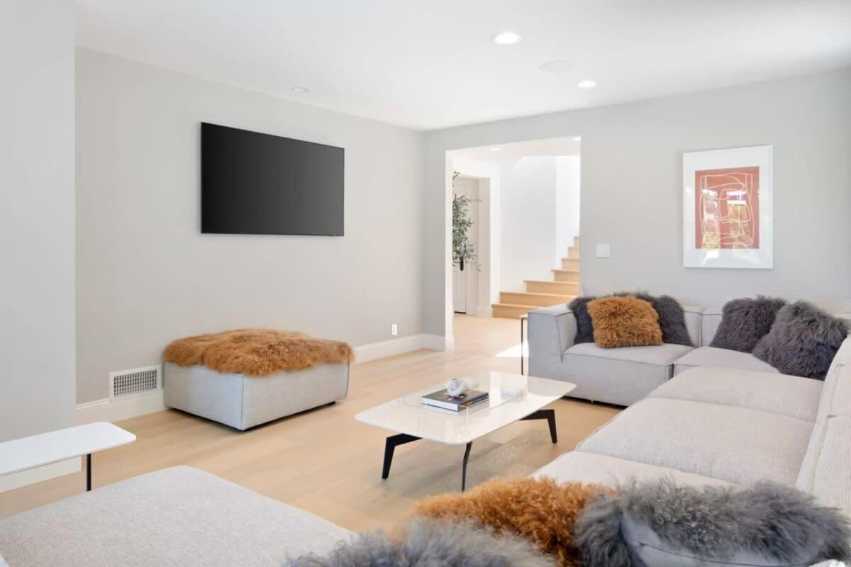 Balmain Manor by Stay Awhile Villas
