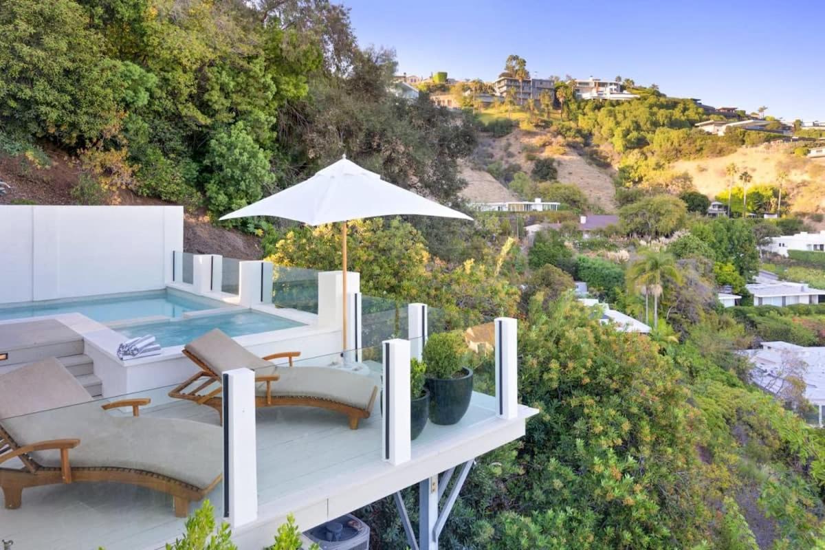 Balmain Manor by Stay Awhile Villas