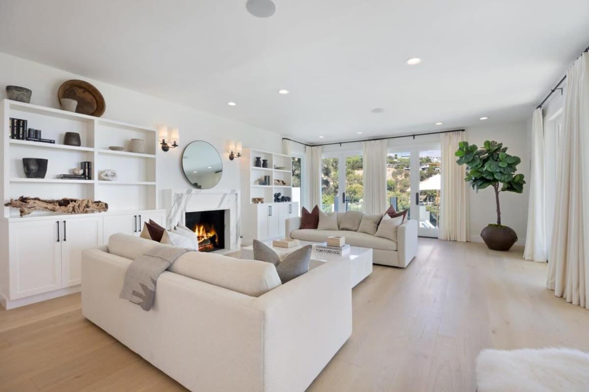 Balmain Manor by Stay Awhile Villas
