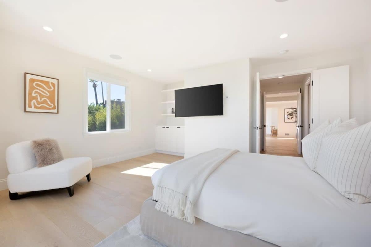 Balmain Manor by Stay Awhile Villas