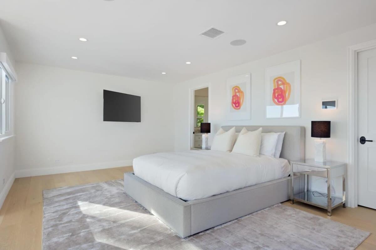 Balmain Manor by Stay Awhile Villas
