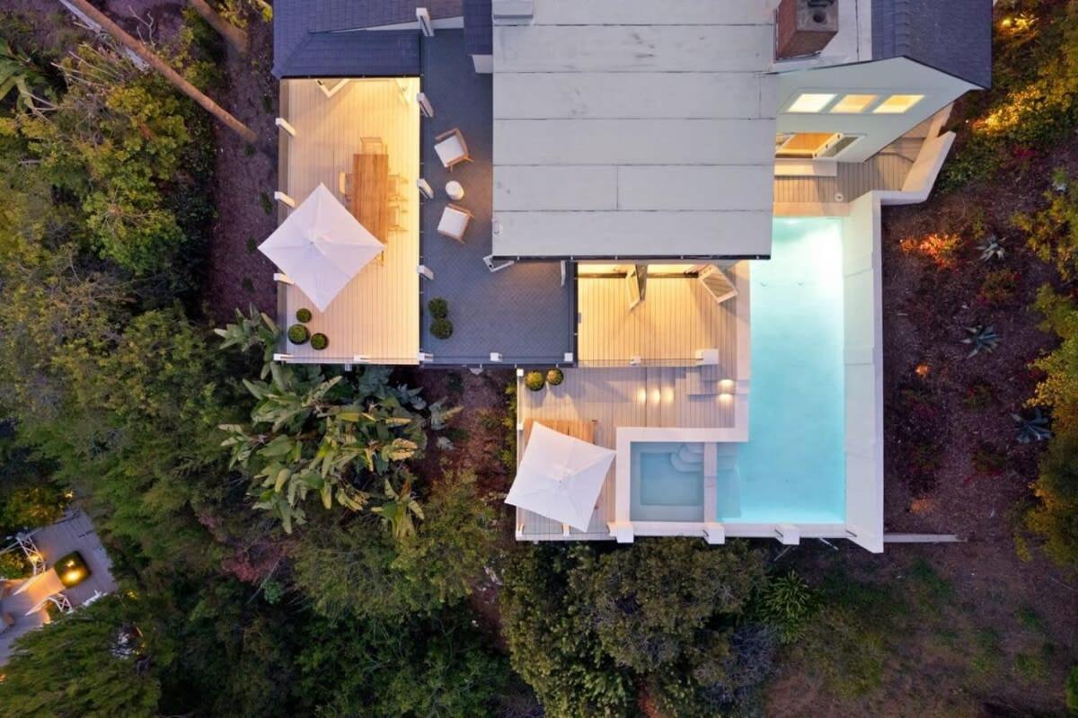 Balmain Manor by Stay Awhile Villas