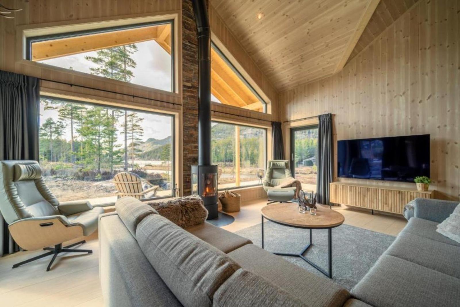 Nyborg Hytte - 8p - With Sauna & By the Water view 3