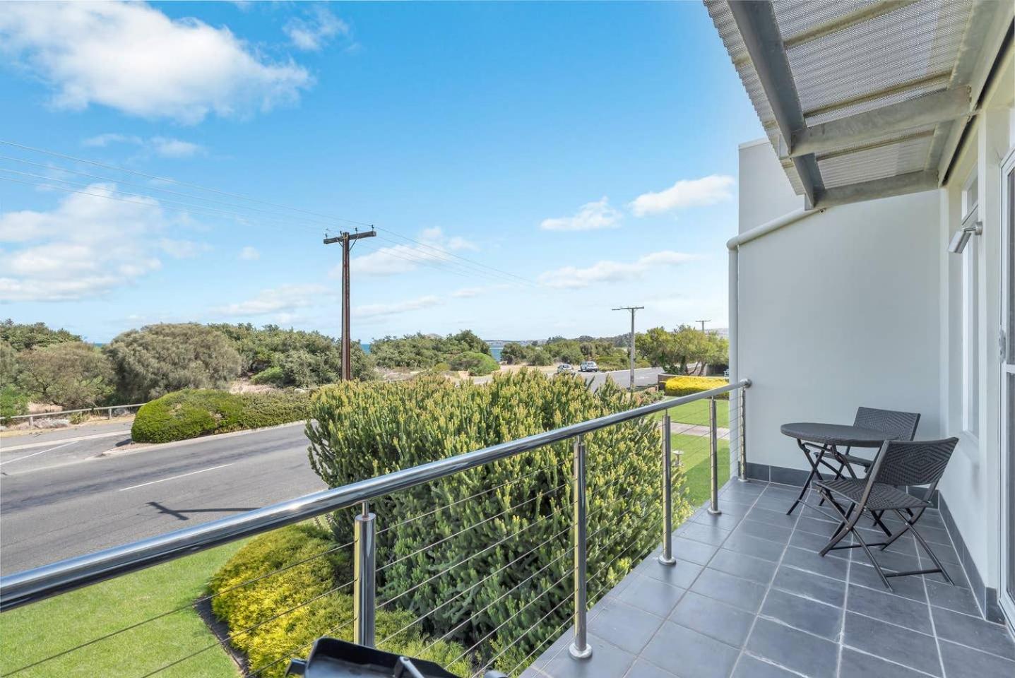 6-35 Esplanade - Beachfront