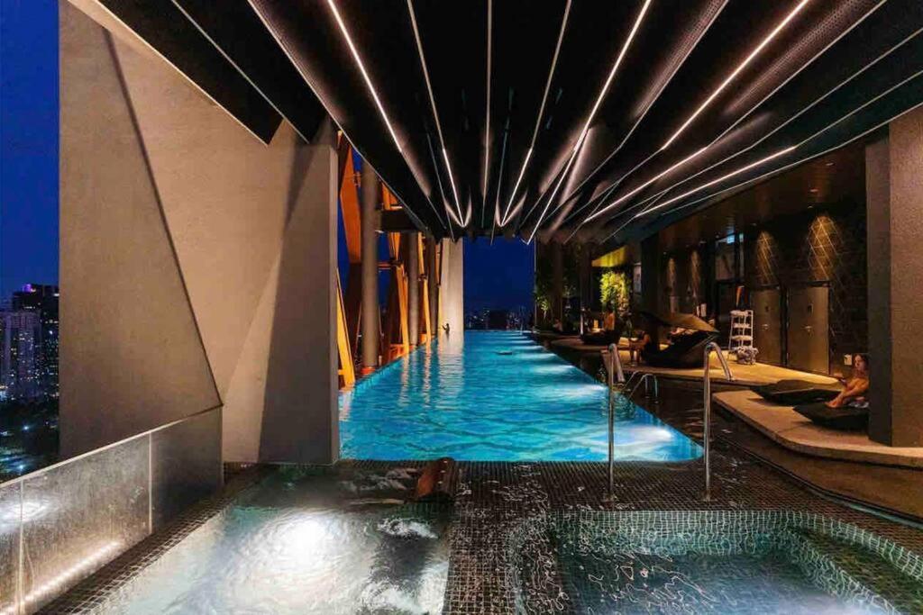 Scarletz Premium Suites KLCC Iconic TwinTower #40