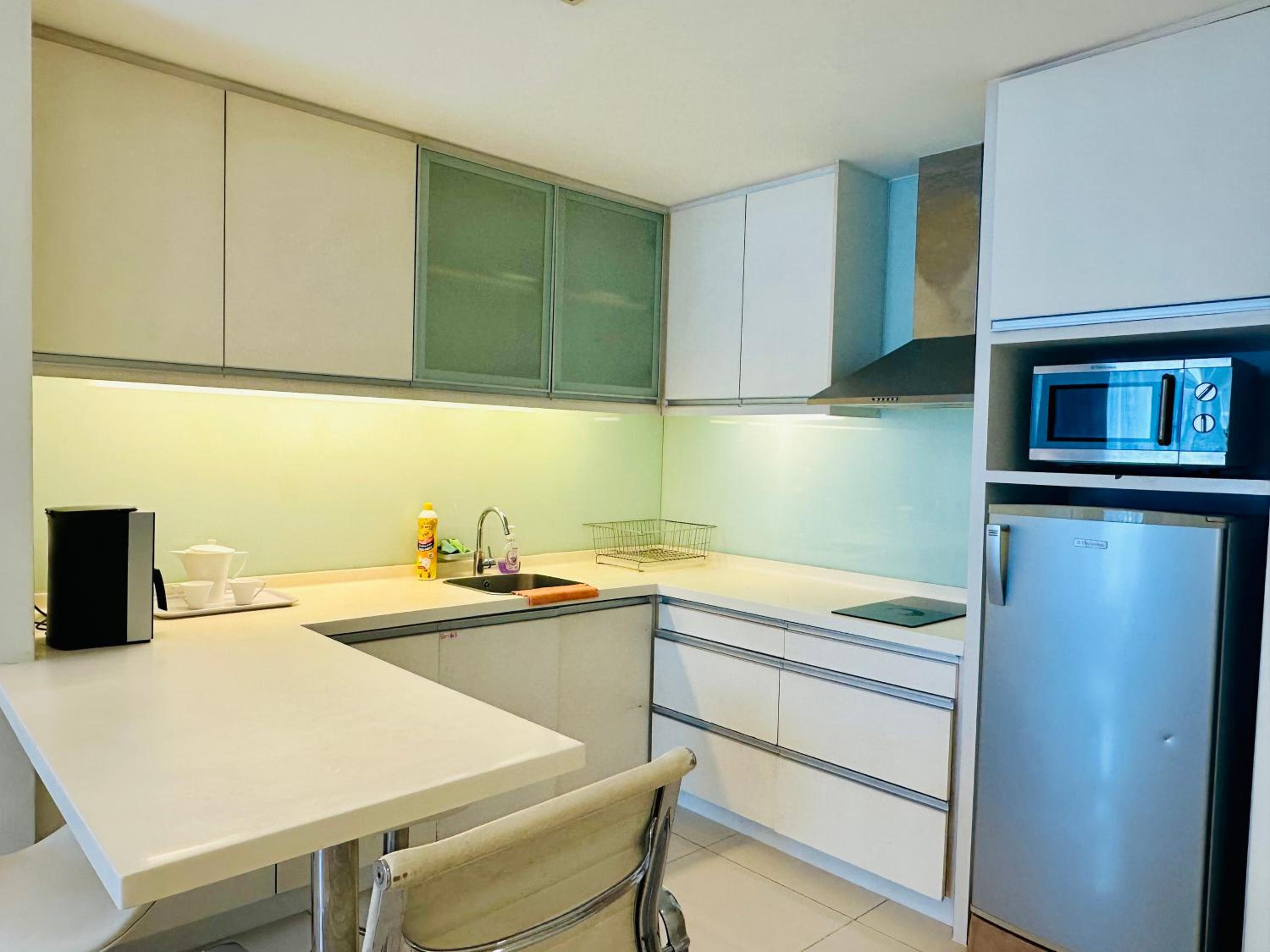 SOHO SUITES KLCC by DREAMS