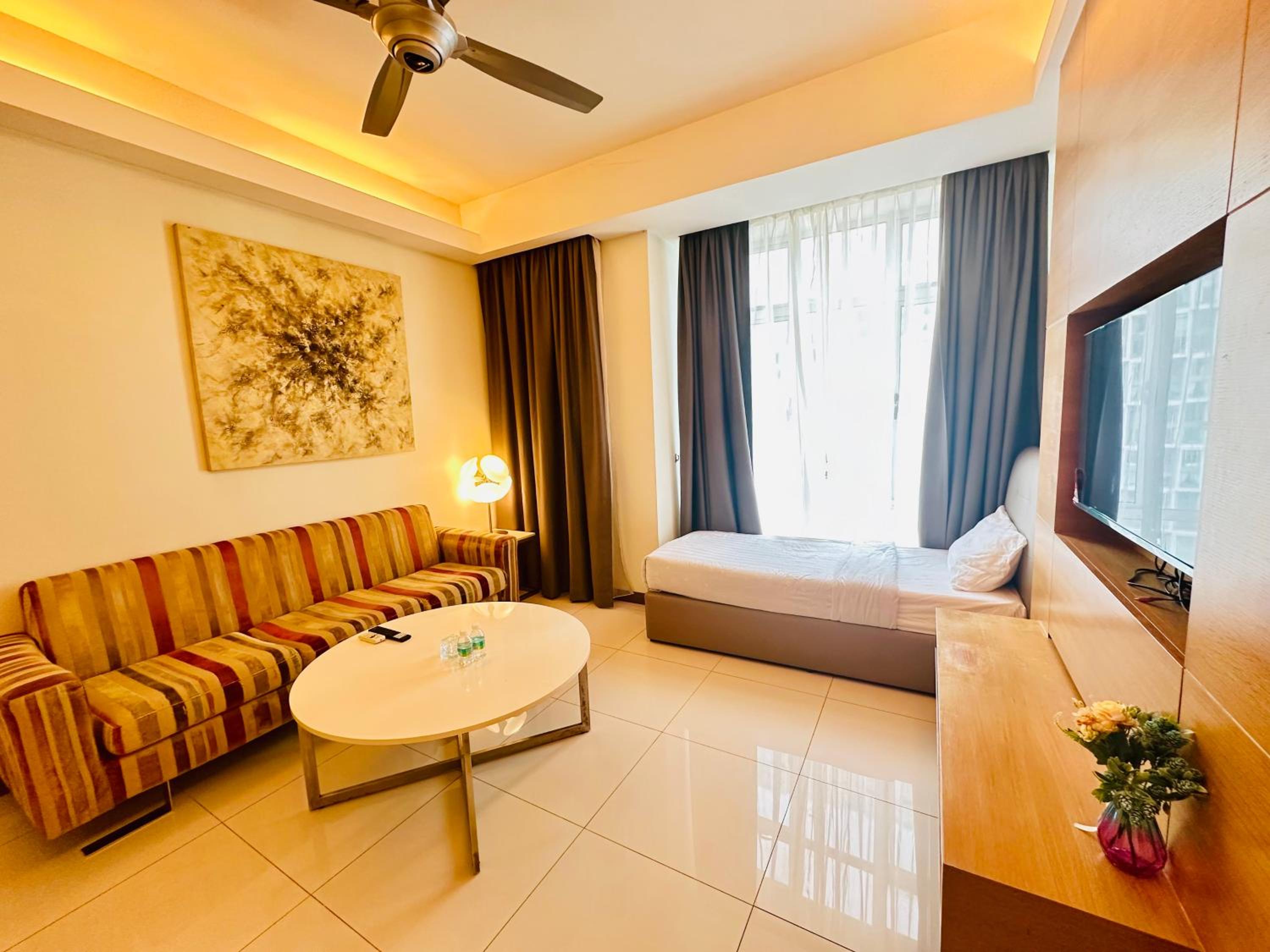 SOHO SUITES KLCC by DREAMS