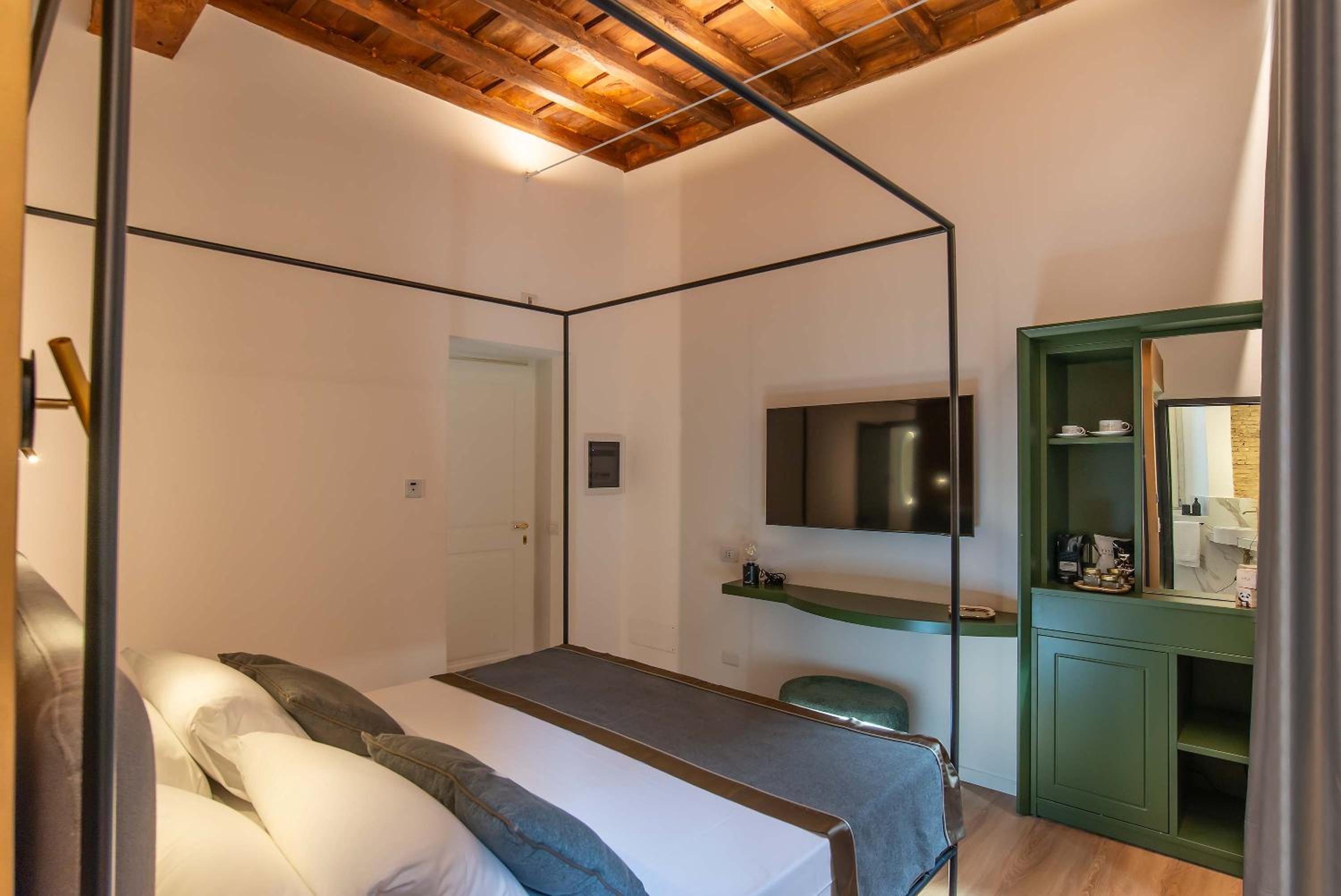 Ora Acanfora Suites