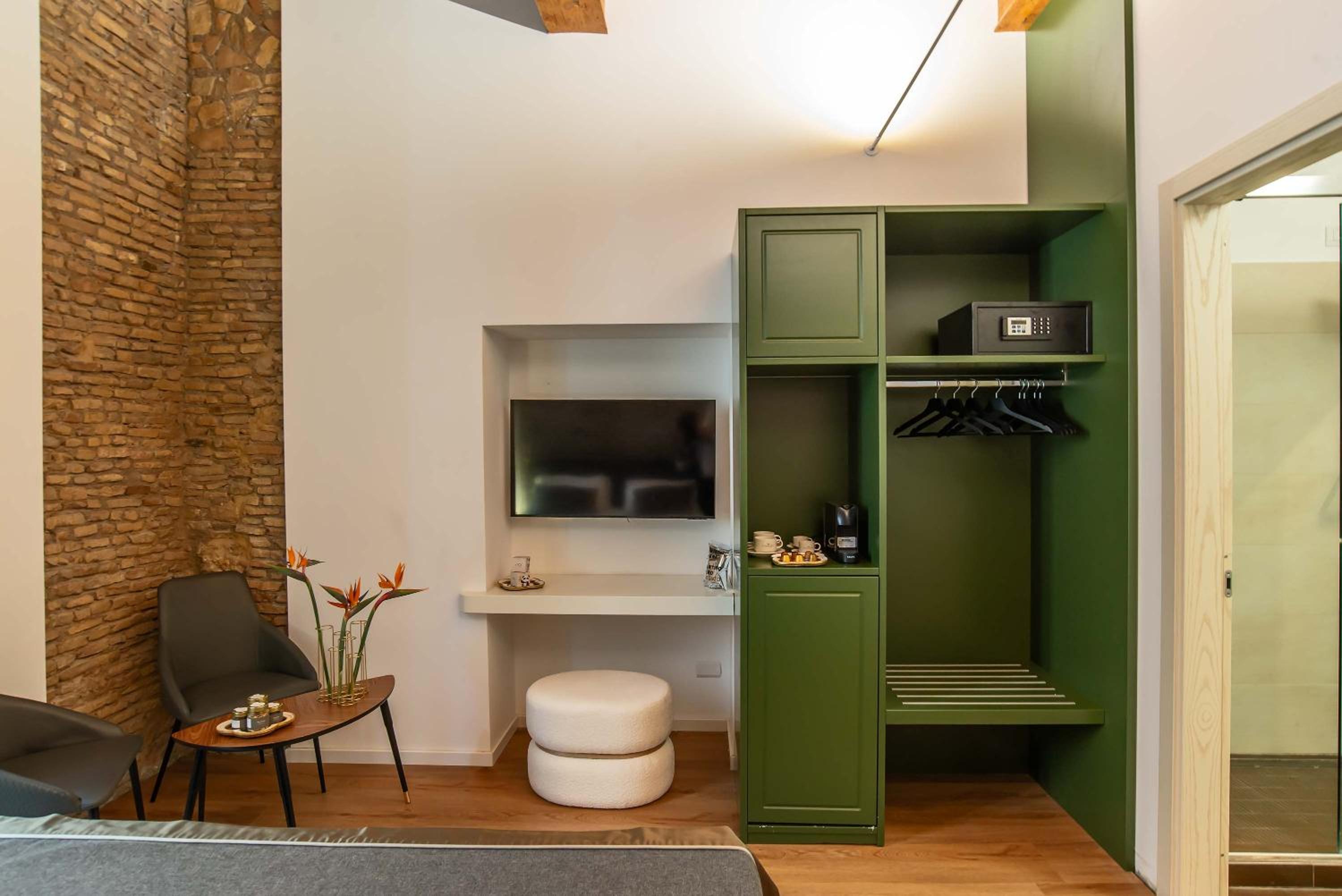 Ora Acanfora Suites