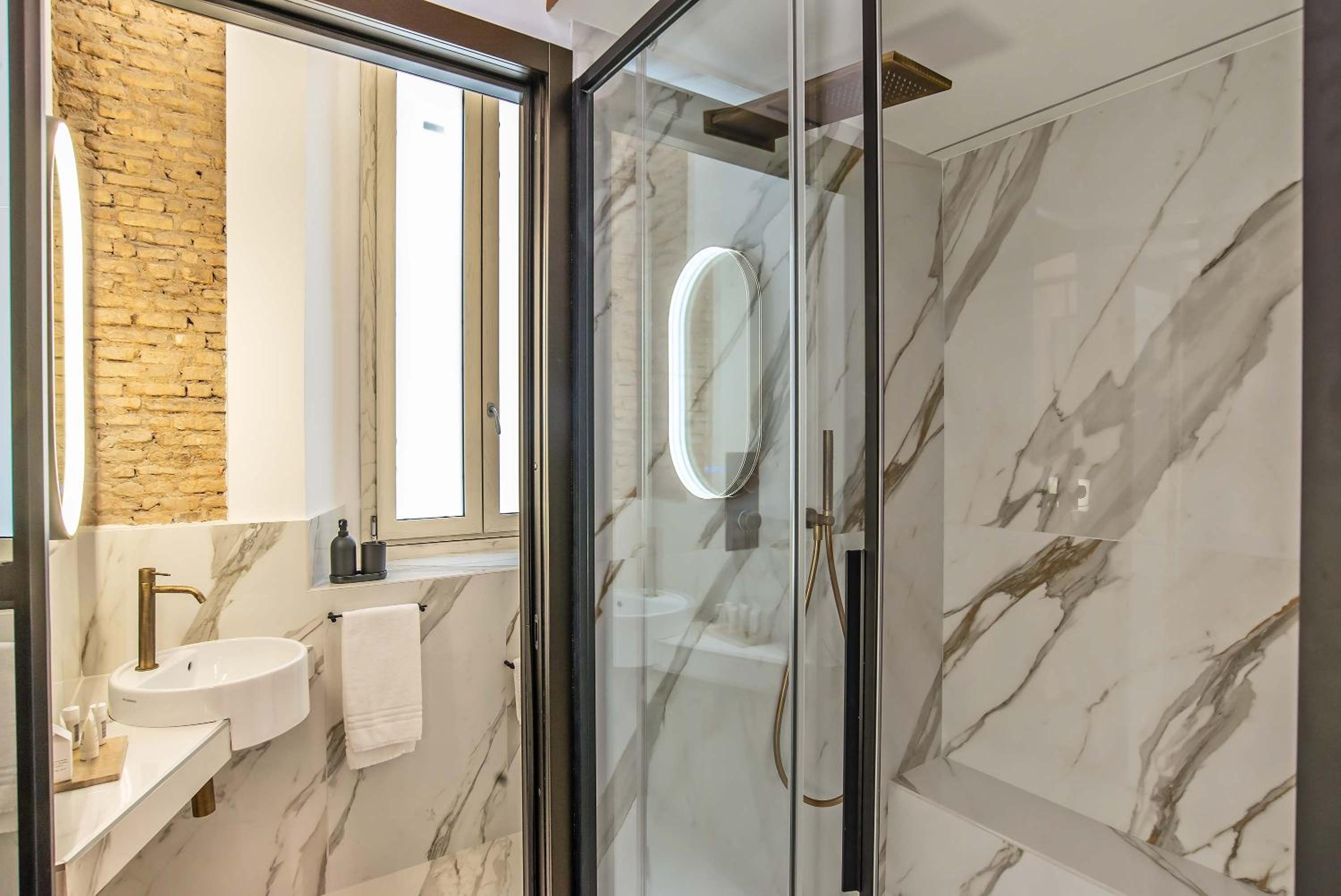 Ora Acanfora Suites
