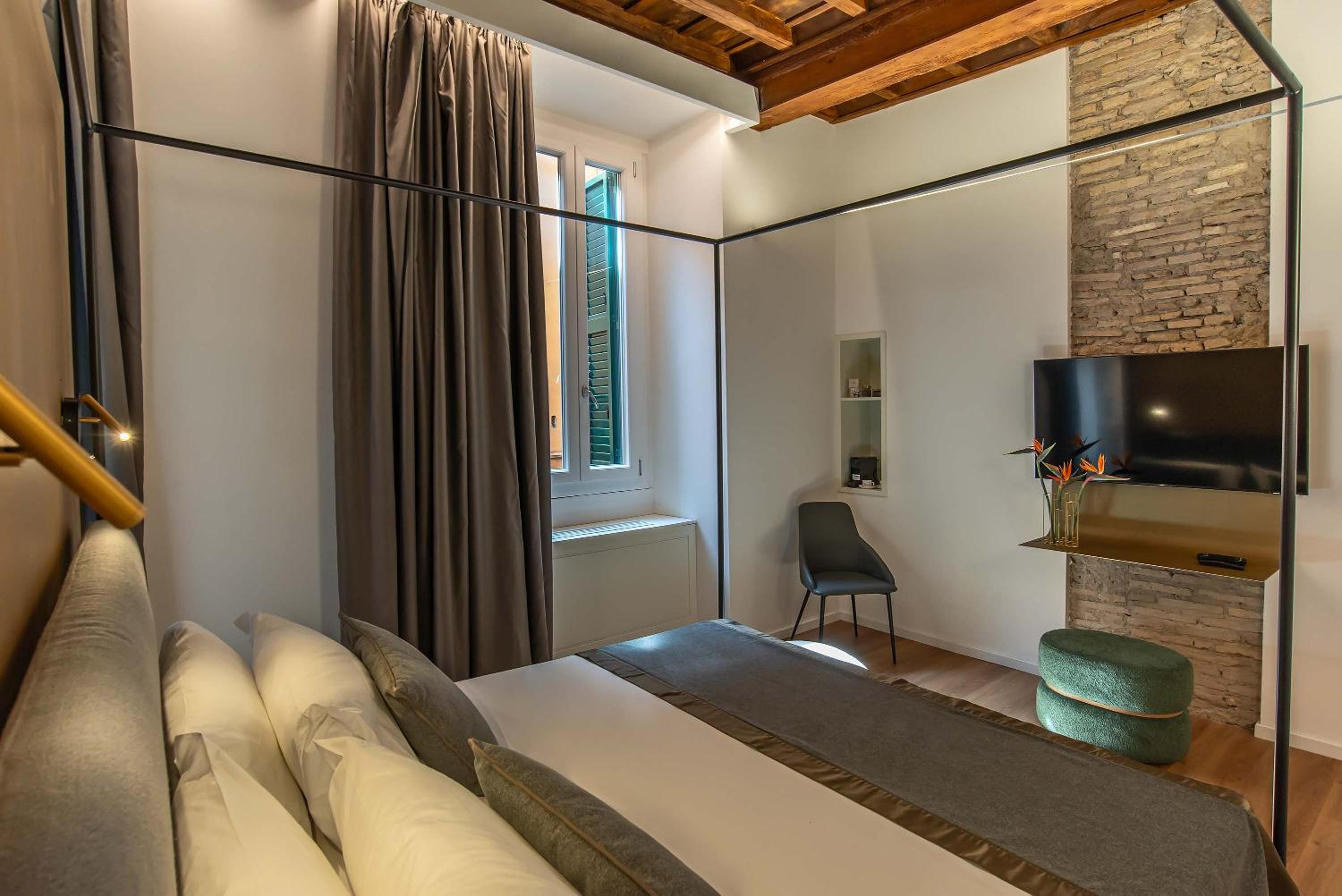 Ora Acanfora Suites