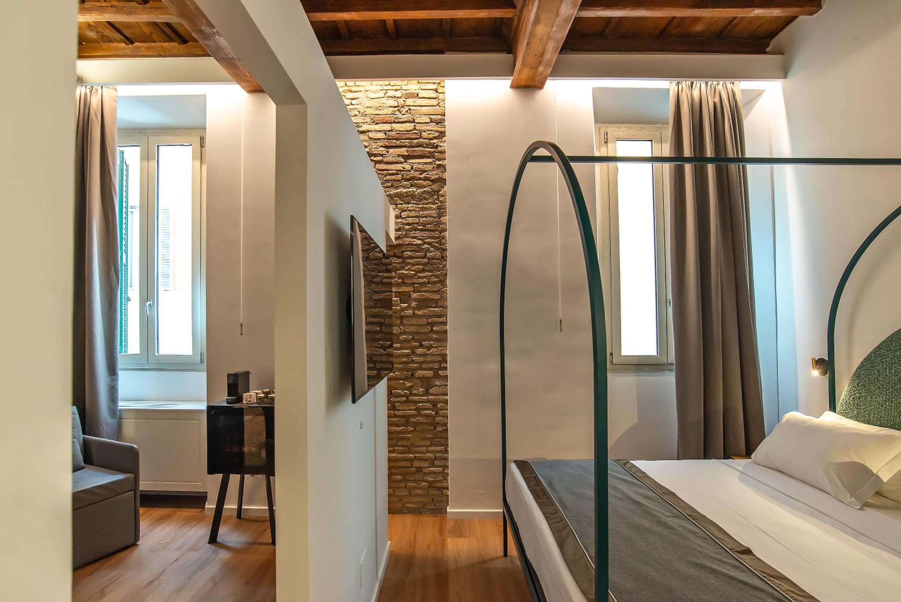 Ora Acanfora Suites