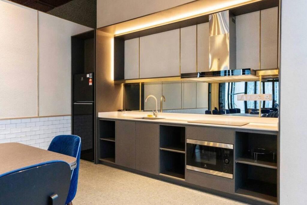 Scarletz Suites KLCC Free Netflix YouTube #23