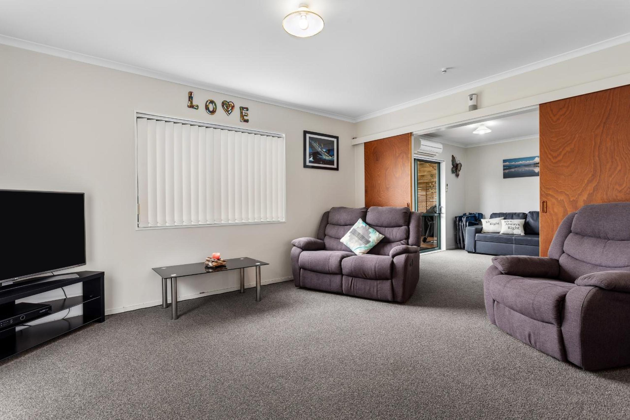 The Sun Trap - Ohope Beach Holiday Home view 3