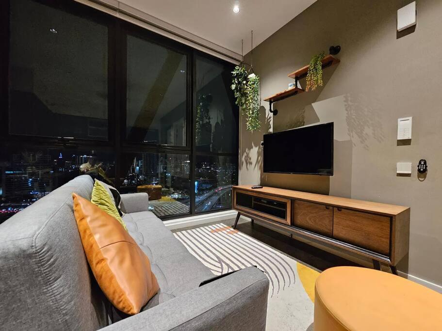 Scarletz Suites KLCC Free Netflix YouTube #23
