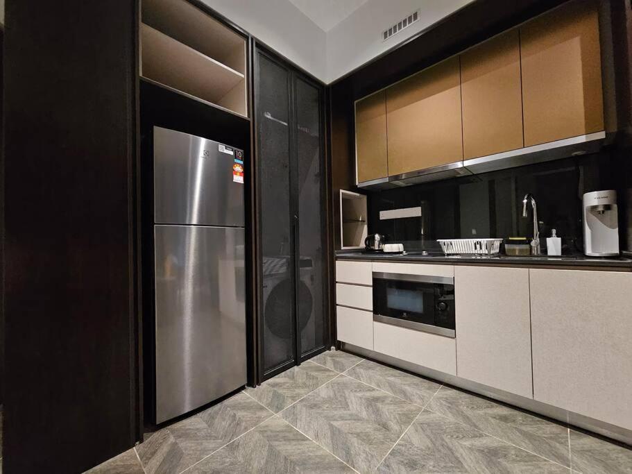 Scarletz Suites KLCC Free Netflix YouTube #23