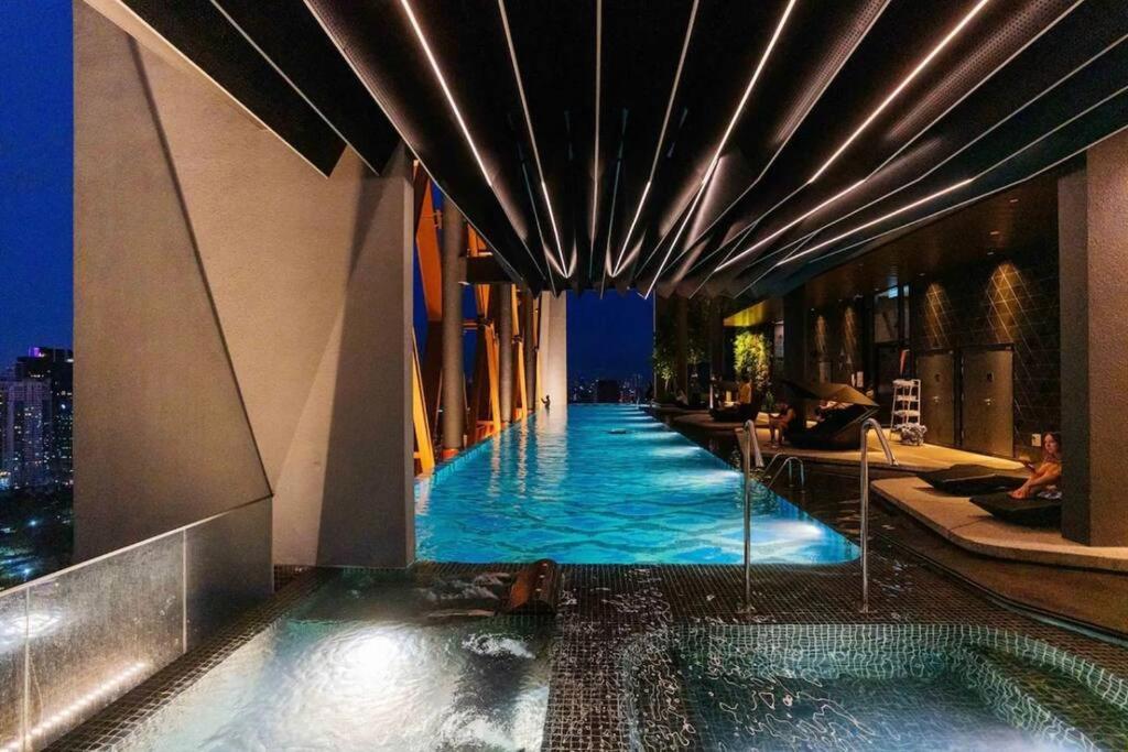Scarletz Suites KLCC Free Netflix YouTube #23