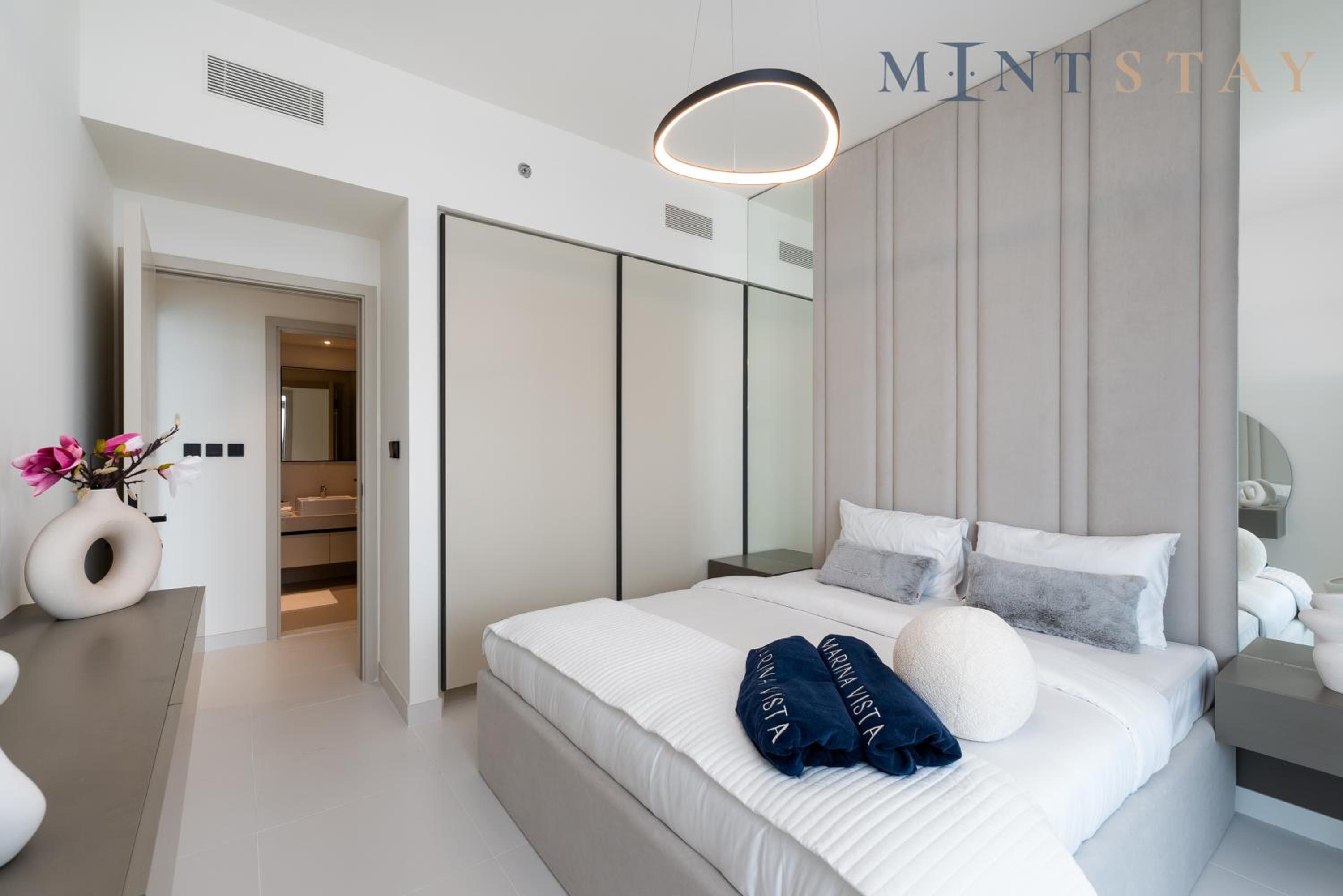 Marina Vista 2, Emaar Beachfront - Mint Stay