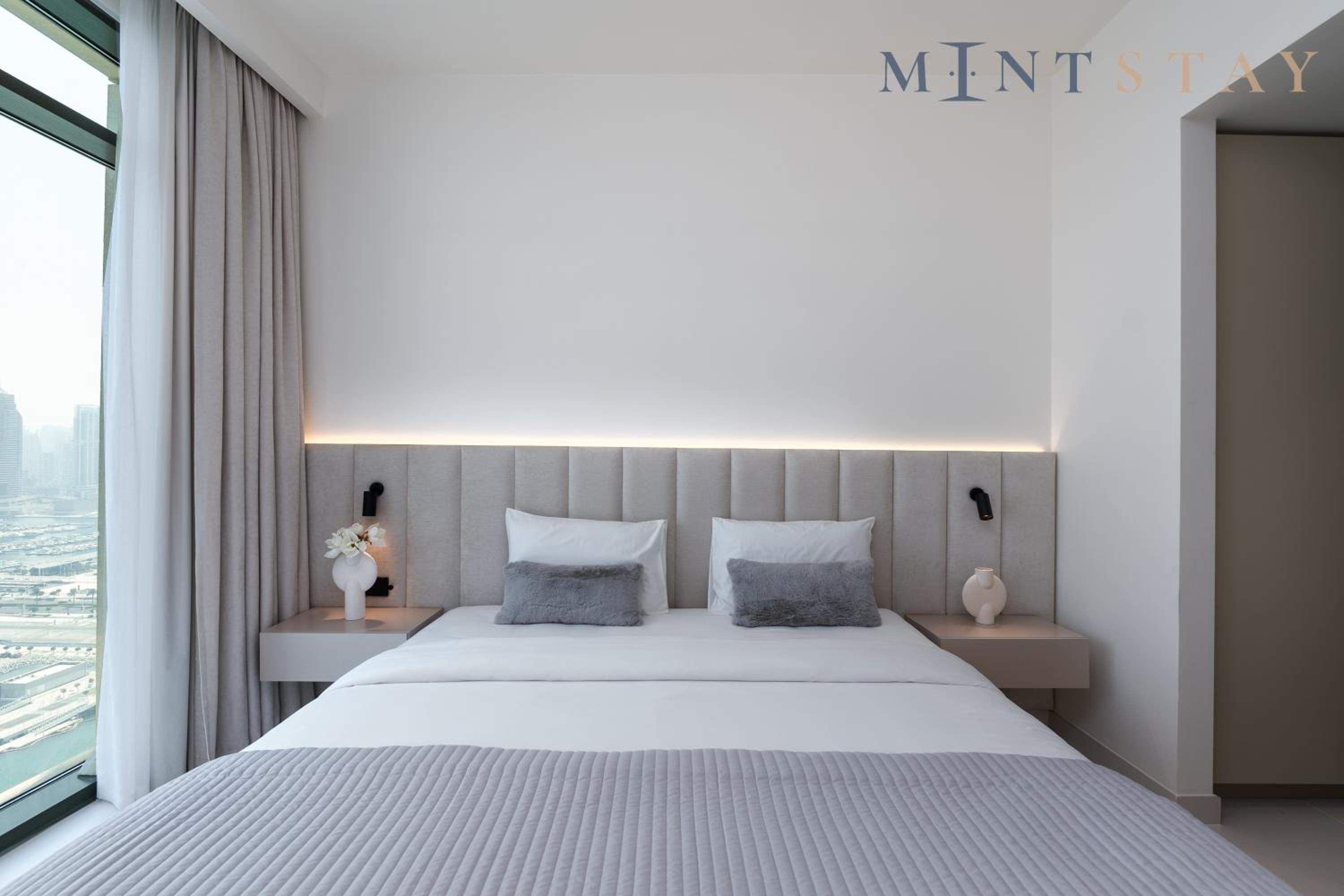 Marina Vista 2, Emaar Beachfront - Mint Stay