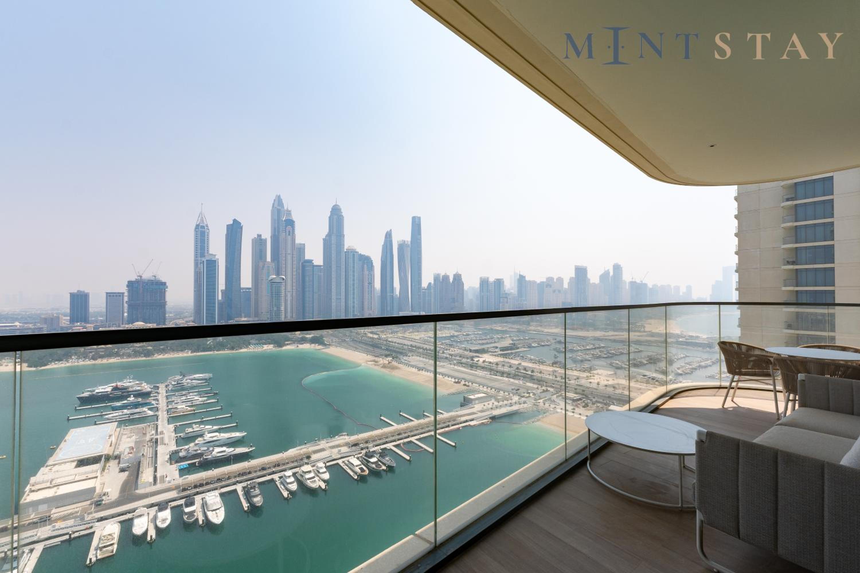 Marina Vista 2, Emaar Beachfront - Mint Stay