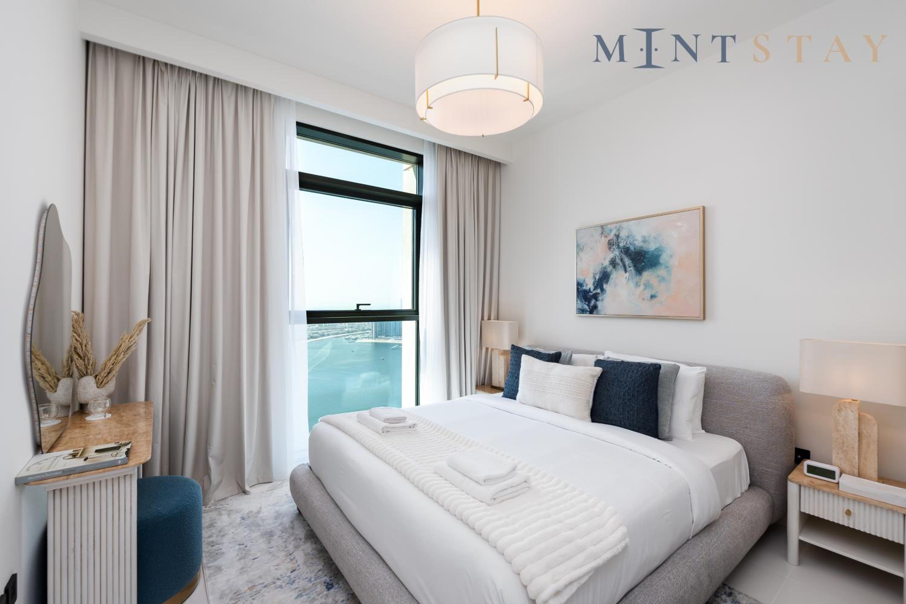 Marina Vista 2, Emaar Beachfront - Mint Stay