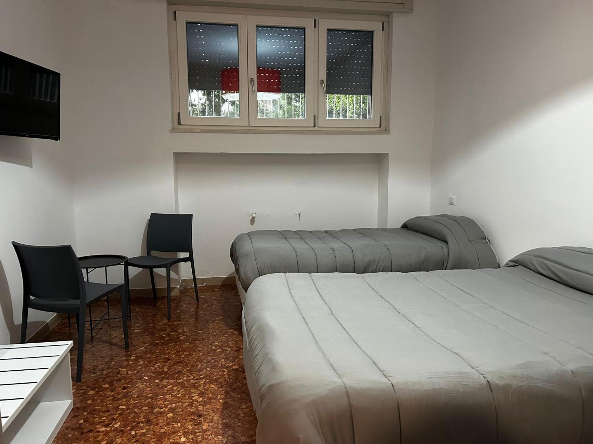 BAM BAM TIBURTINA Guesthouse