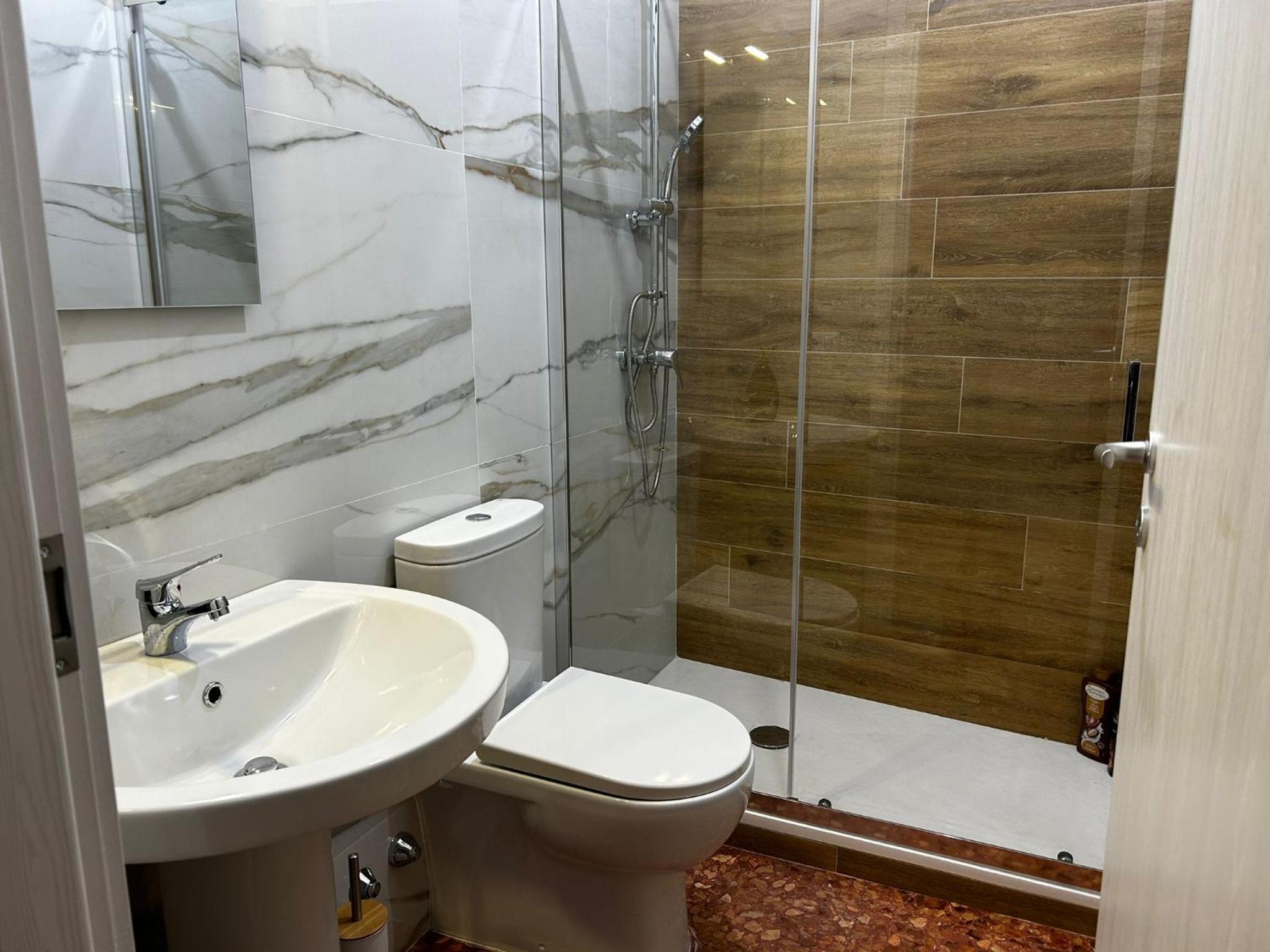 BAM BAM TIBURTINA Guesthouse
