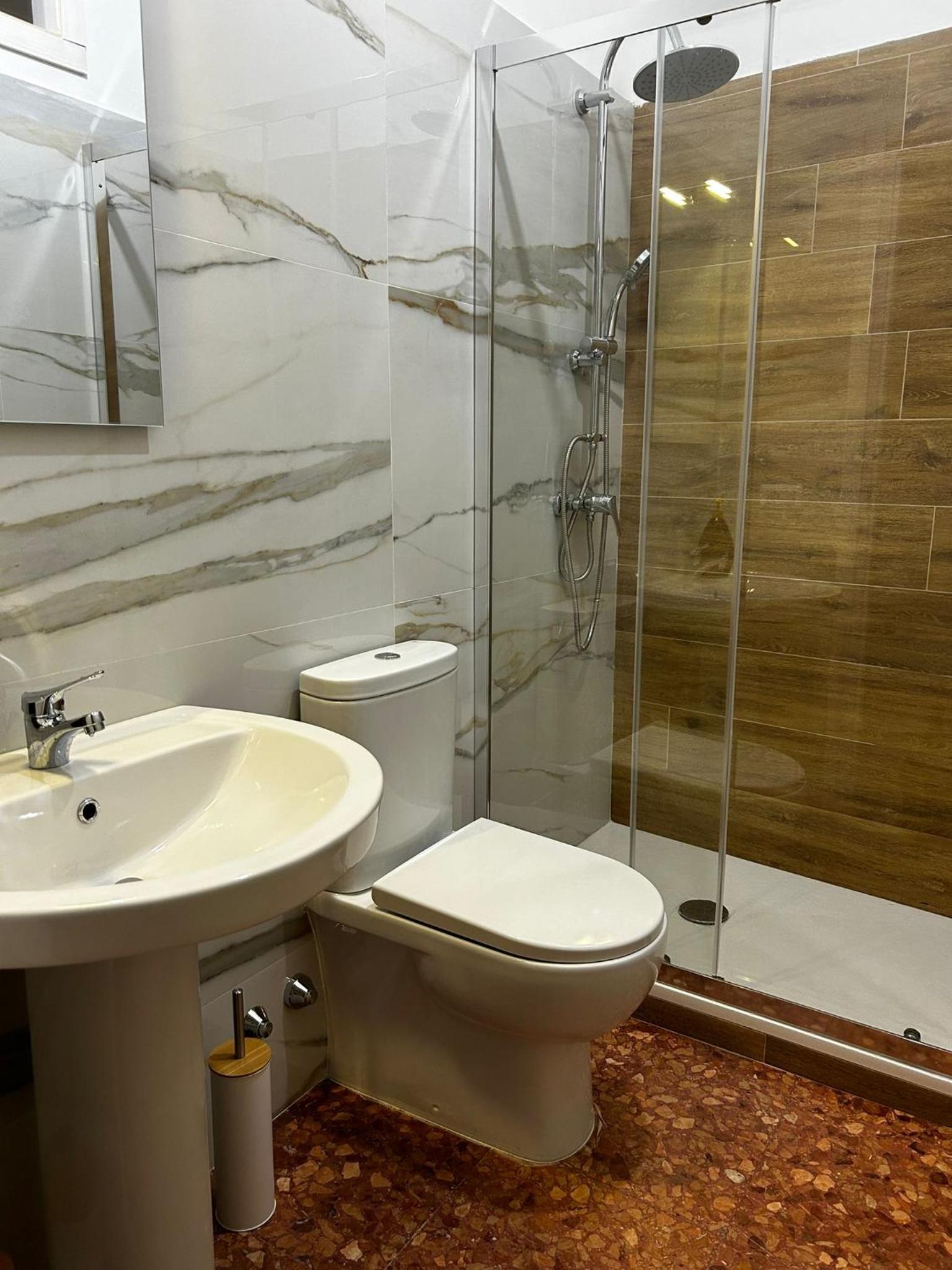 BAM BAM TIBURTINA Guesthouse