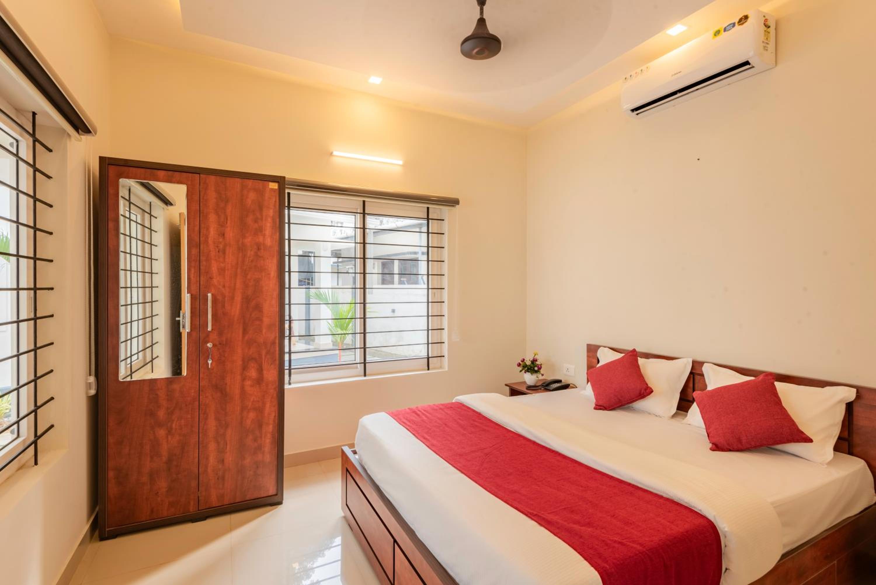 Abrigo Resorts