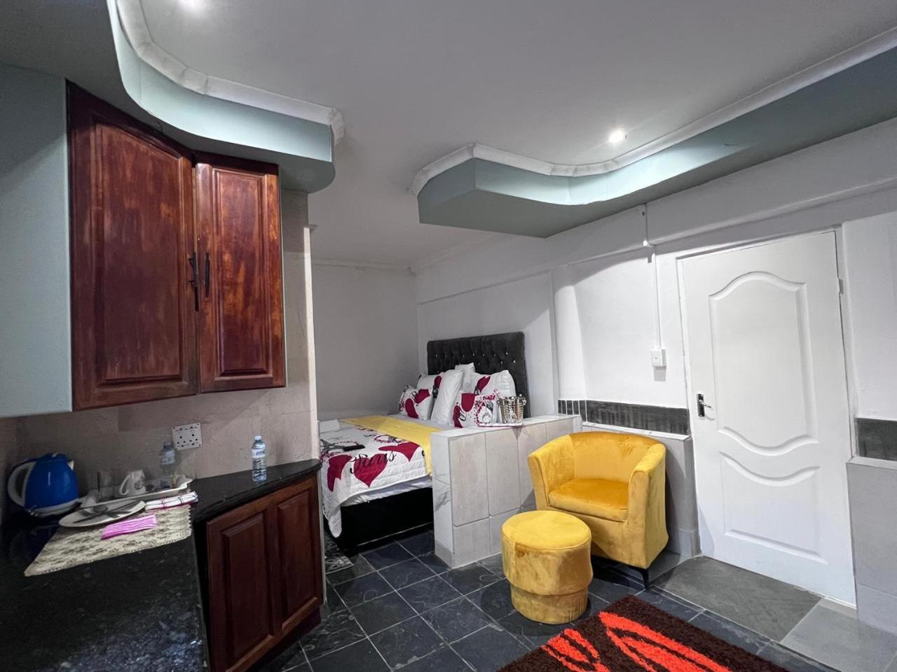 Photo 16