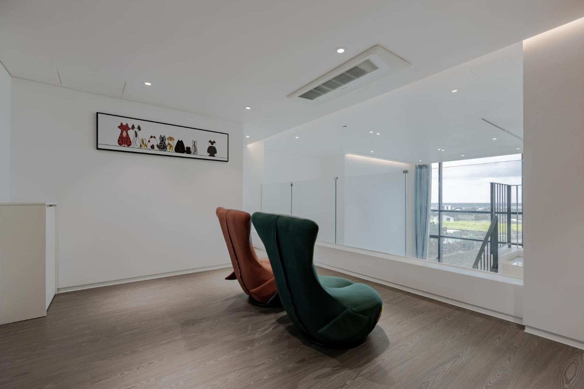 Dolphin Penthouse