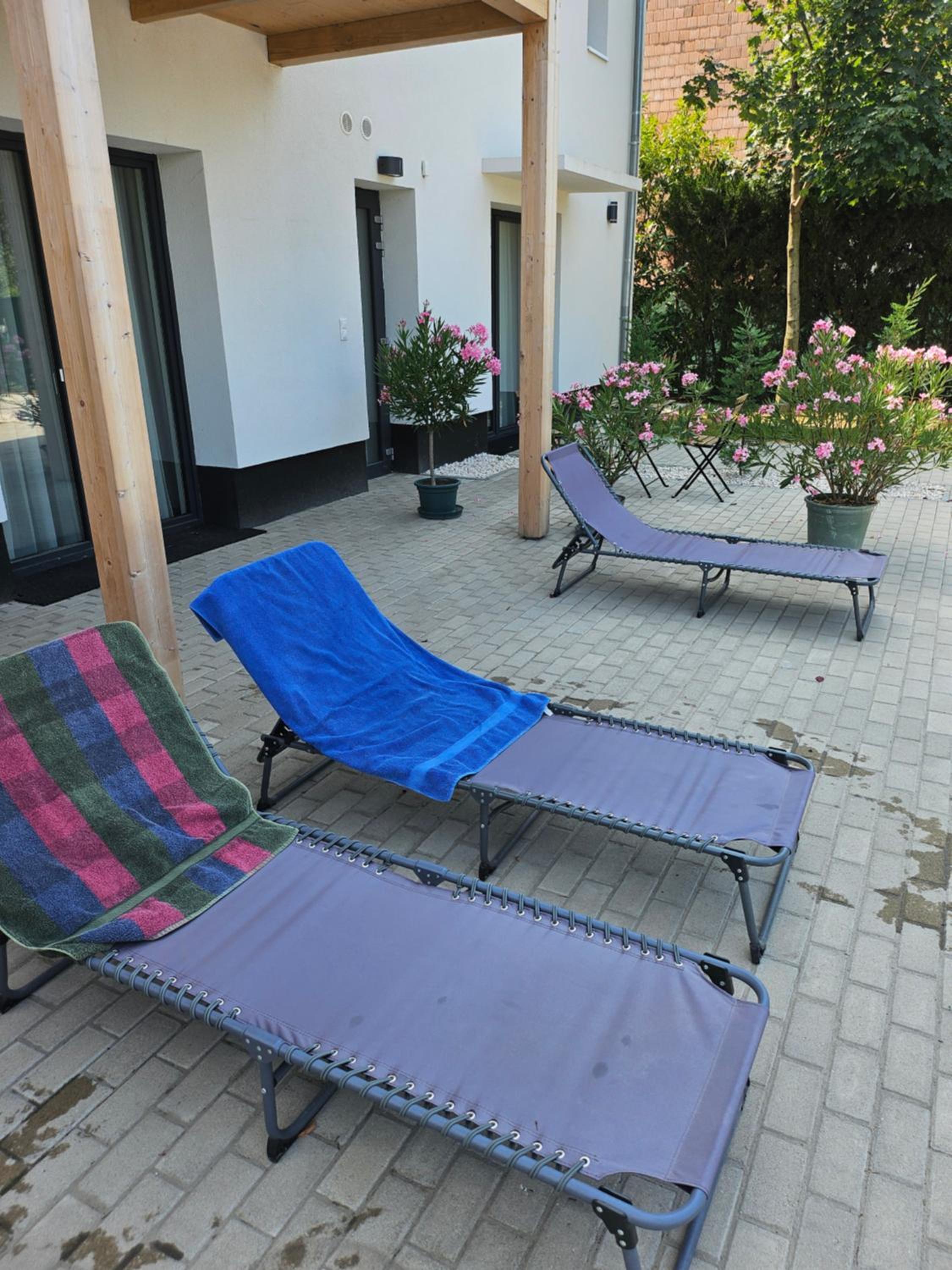 Oasis apartman