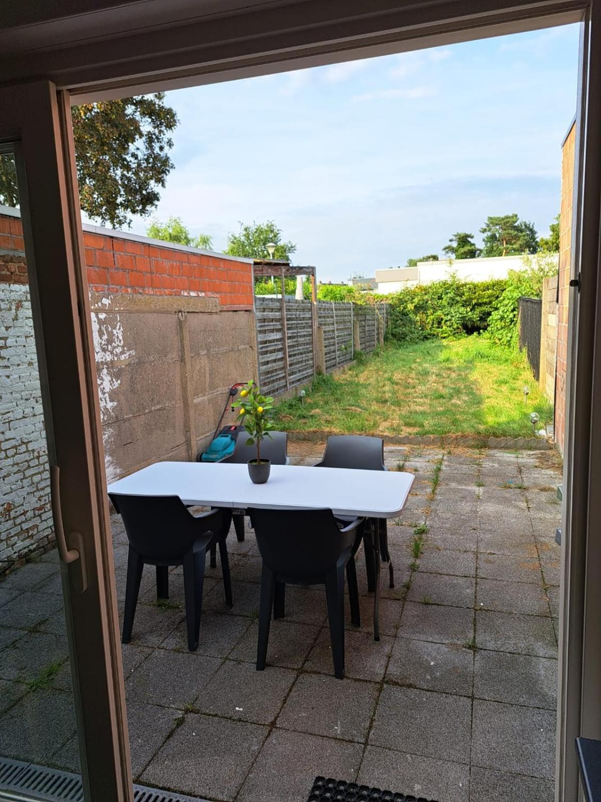Gezellige Rijwoning met tuin