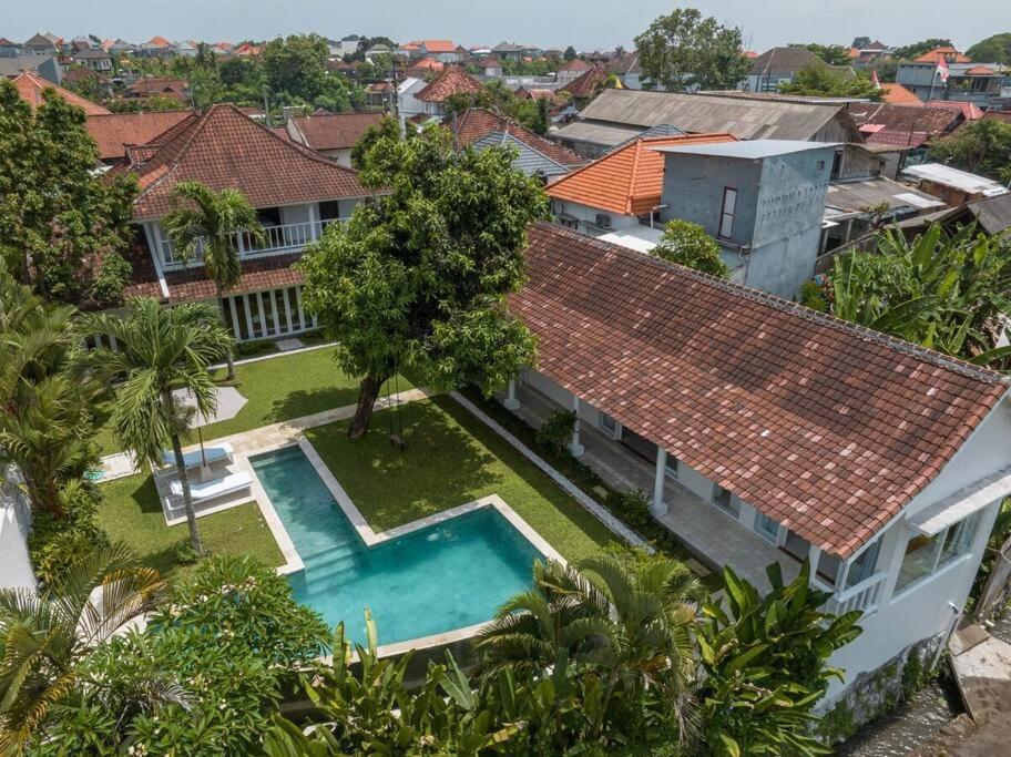 Colonial Chic 5BR Villa Paradise