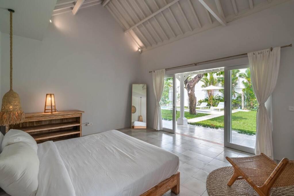 Colonial Chic 5BR Villa Paradise
