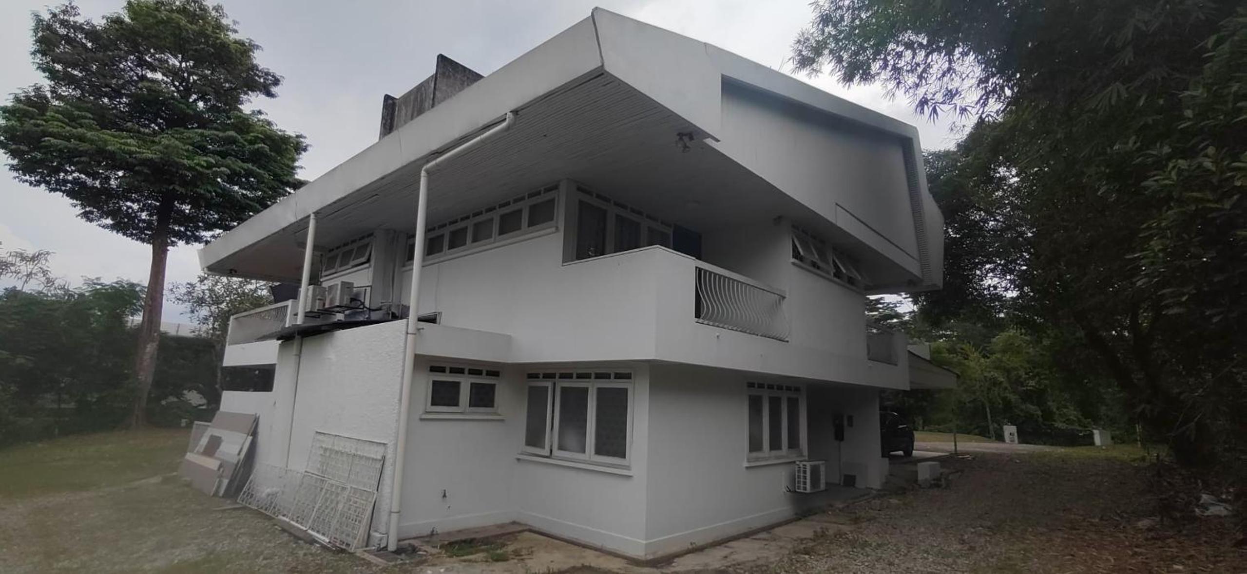 Taman Duta KL Deluxe Villa by uBook