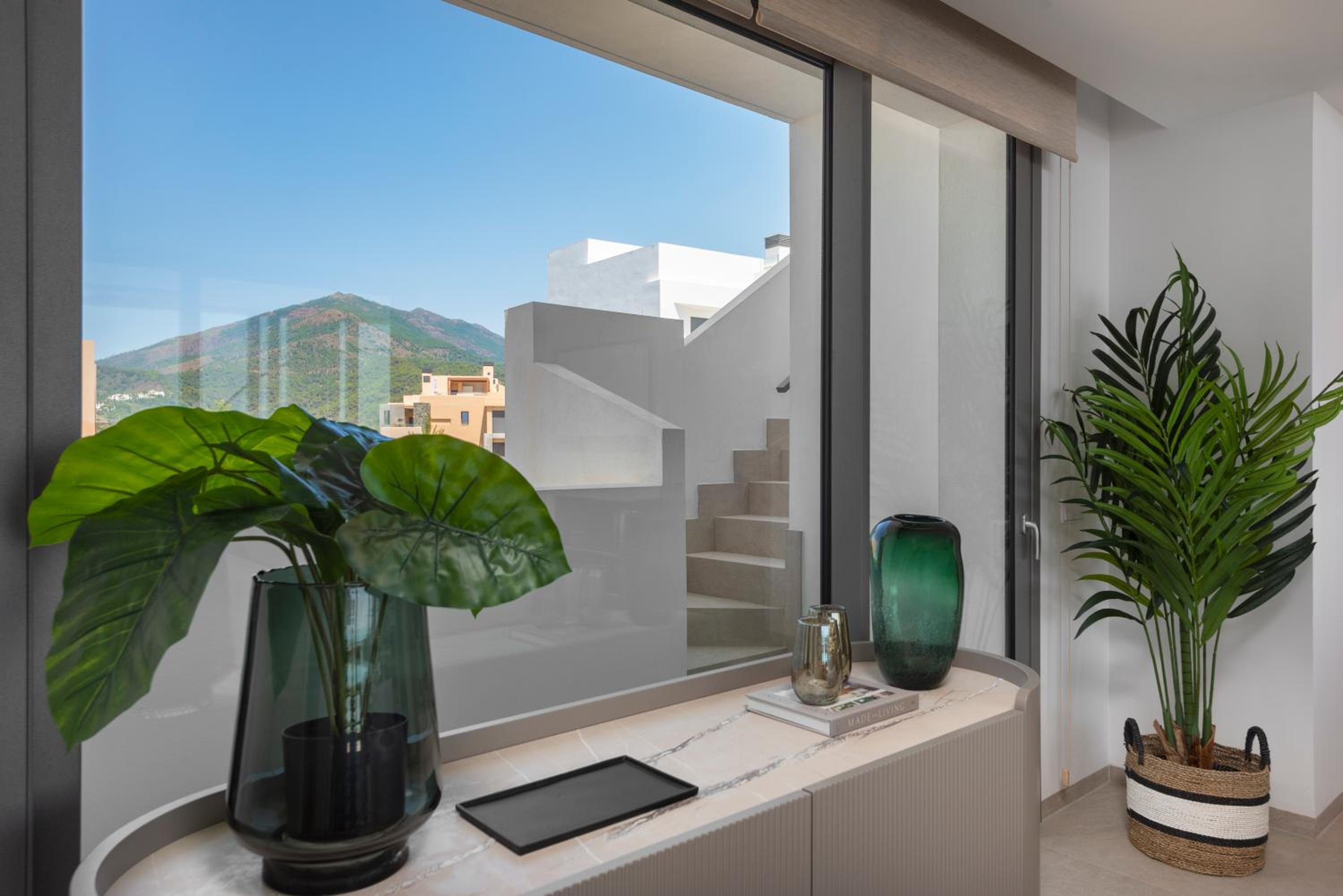 Marbella Quercus Penthouse - Rooftop Jacuzzi