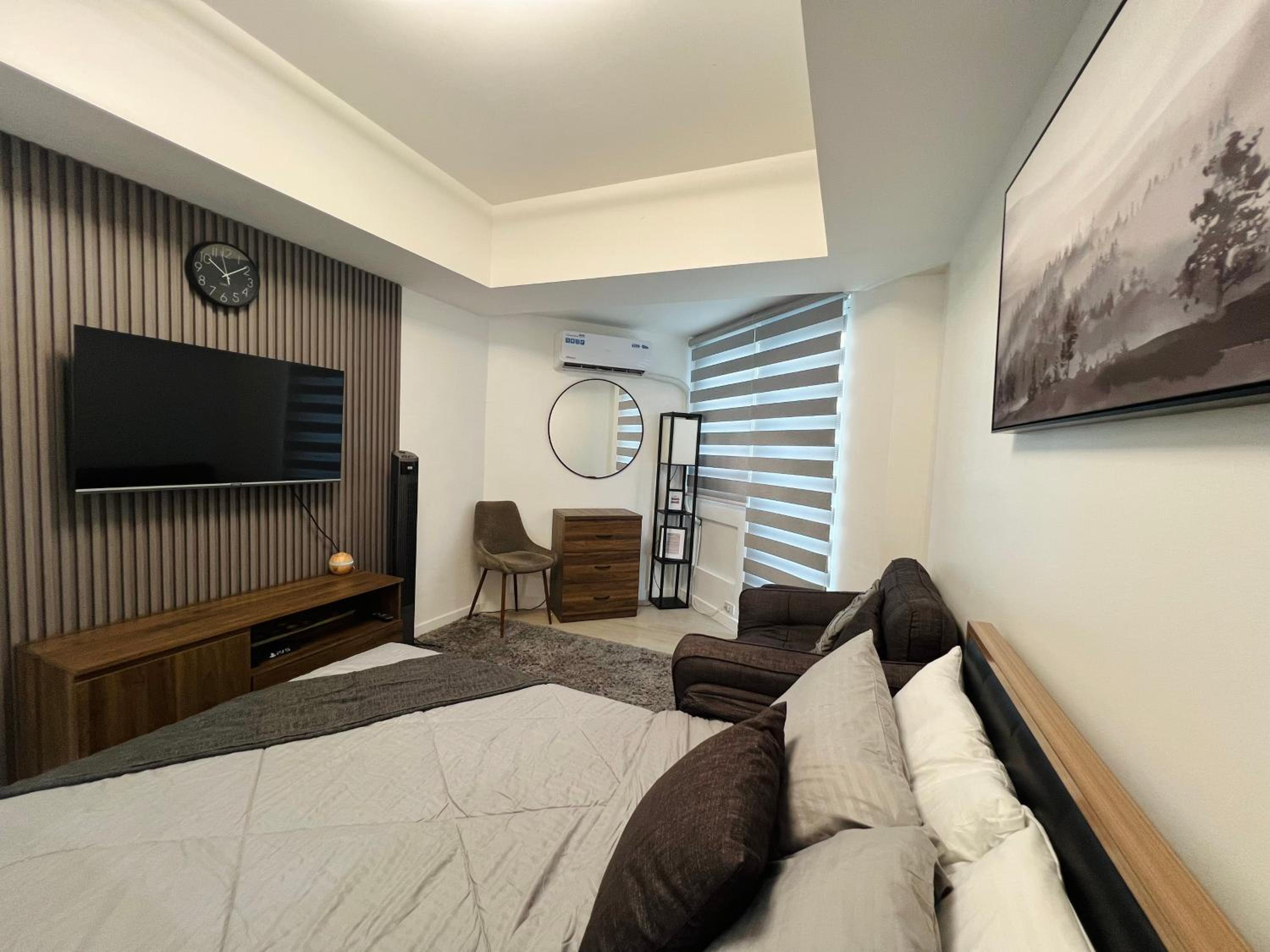 Azure North Pampanga Bachelor Pad view 5