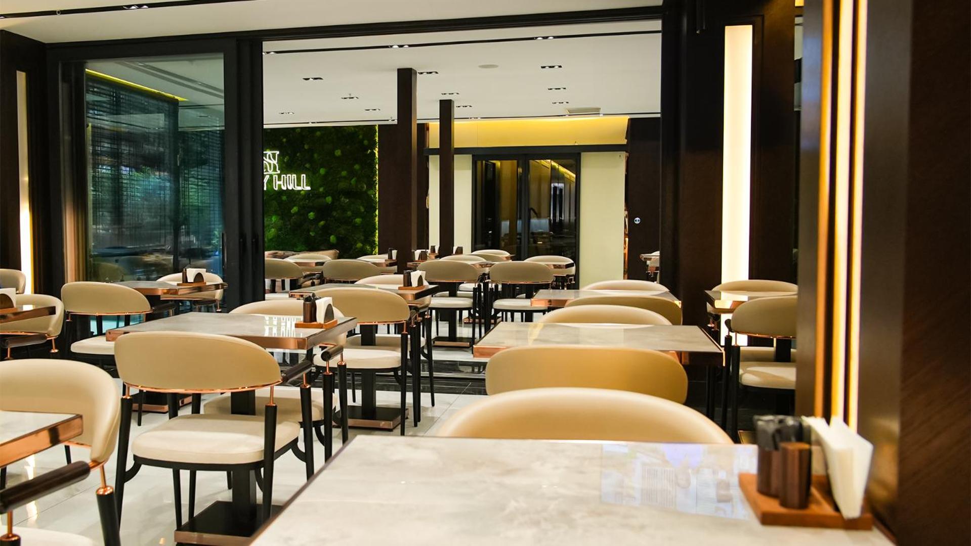 Sky Hill Hotel - Image 7