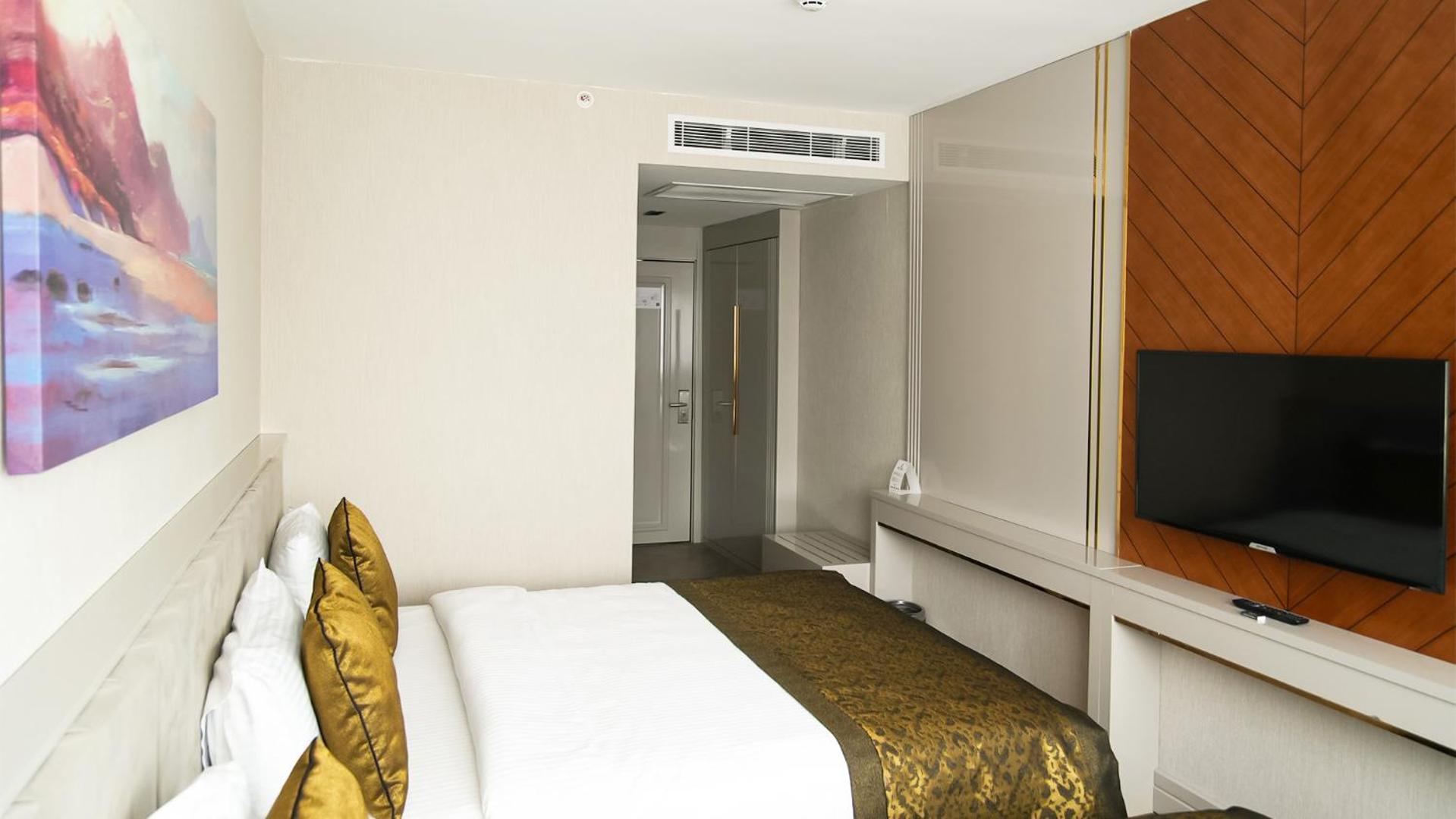 Sky Hill Hotel - Image 108