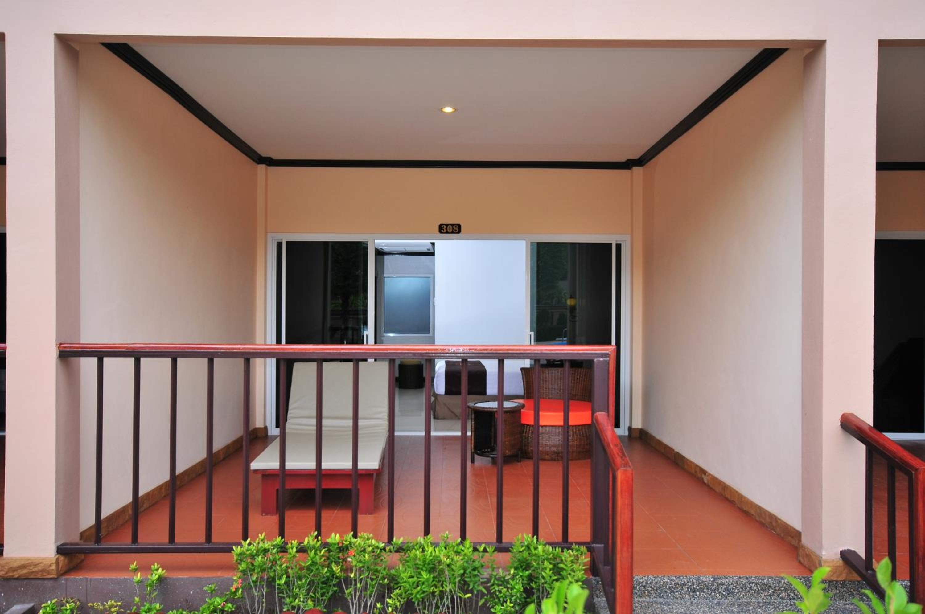 Maleedee Bay Resort